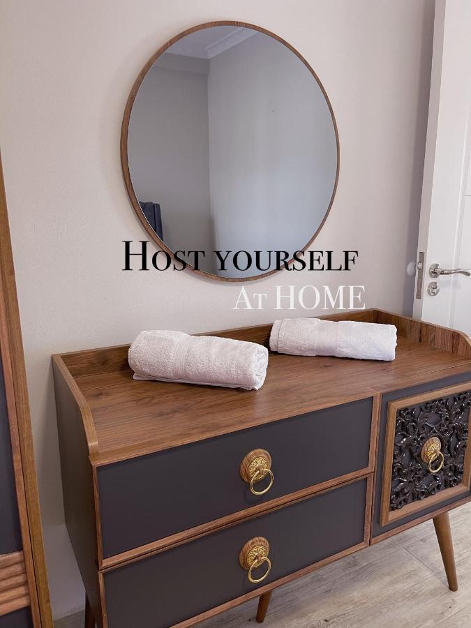 Lovely Apartment Tirana Esterno foto